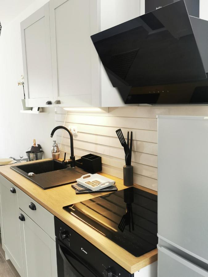 Apartment4Two - Studioapartment Vir Kültér fotó